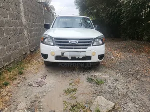 Usafiri kwa Kukodisha - Siku Nzima au Kwa Safari