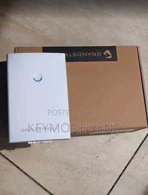 Grandstream GWN7630LR Nje ya Eneo la Mbali la WiFi Access Point