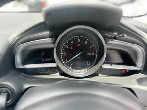 Mazda Demio 2019 Nyekundu