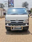 Toyota HiAce Commuter DX 2013 - 2