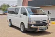 Toyota HiAce Commuter DX 2013 - 4