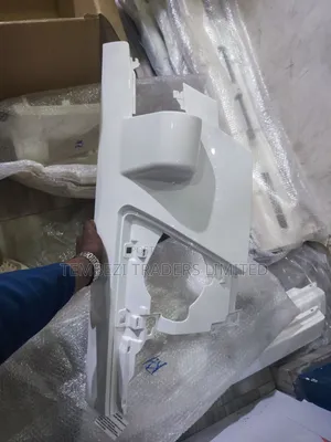 Premium White Isuzu Elf/NPR/700P Front Side Corner Panel