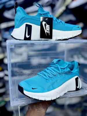 Nike Free Metcon 6 Training Sneakers