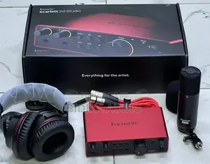 Focusrite Scarlett 2i2 Studio Set