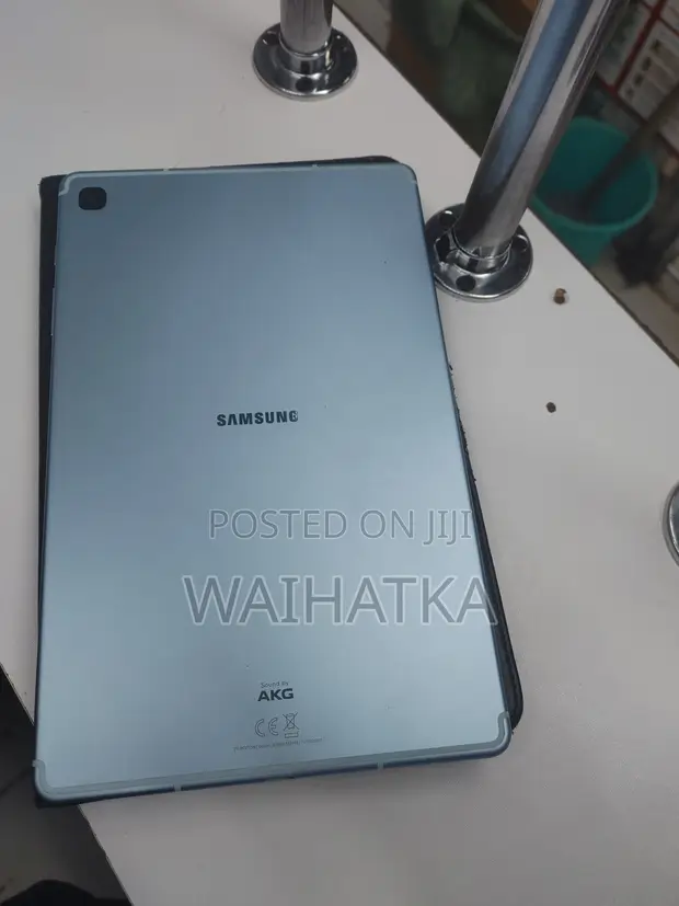 Samsung Galaxy Tab S6 Lite 64GB Blue - 1