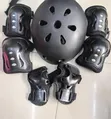 7-in-1 Helmet and Protective Guards Set - 1