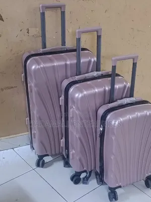 Quality 3-in-1 Luxurious Fibre Suitcase Set