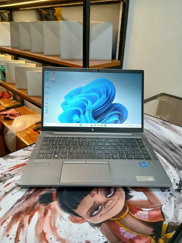 HP ZBook Firefly G8 Laptop - Core i7, 32GB RAM, 512GB SSD - 1