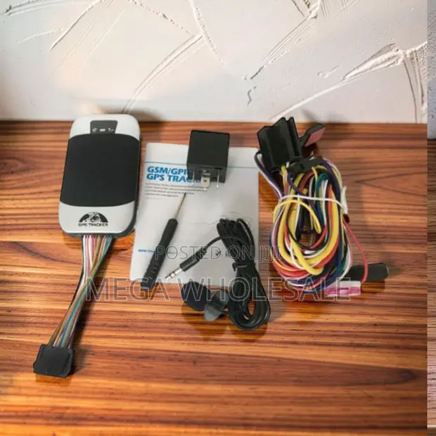 TK303 GPS Tracker ya Gari - 1