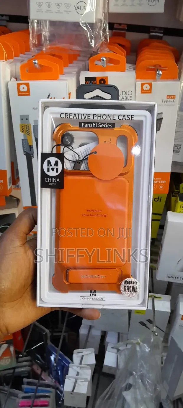 iPhone 17 Pro Max Movenchy Metallic Leather Case - 1