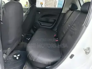 Mitsubishi Mirage 2015 Nyeupe
