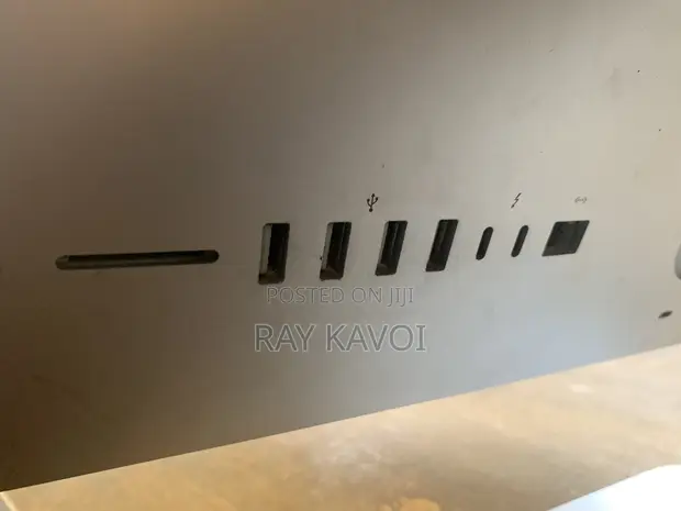 Apple iMac 21" 2017 Desktop Computer - 1