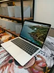 Apple MacBook Pro 2019 8GB RAM 256GB SSD - 3
