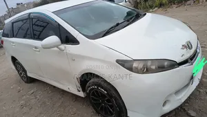 Toyota Wish 2010 Nyeupe