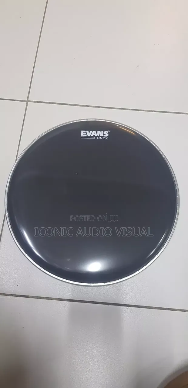 Evans Onyx 13" Frosted Drumhead - 1