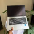 Laptop HP EliteBook 830 G8 - Core i7, 16GB RAM, 512GB SSD - 2