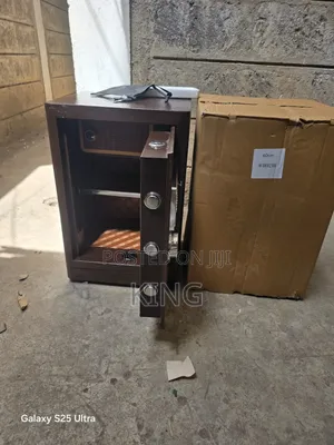 Academy Safe Box/Security Safe