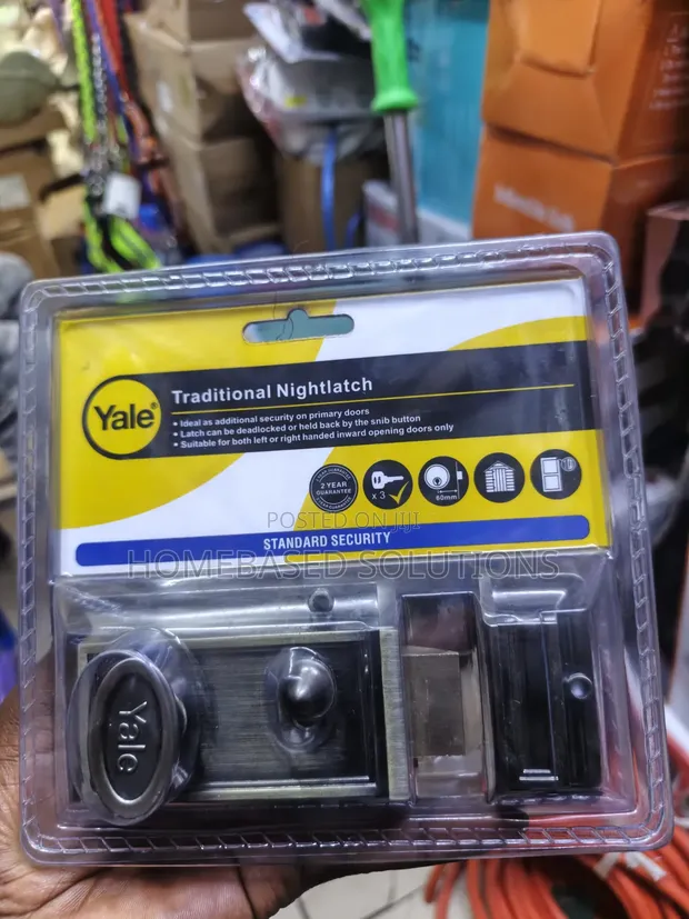 Yale Traditional Nightlatch - 1
