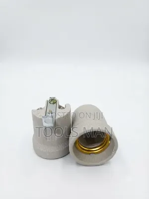 E27 Ceramic Lamp Holder