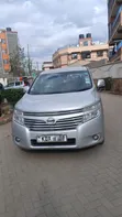 Nissan Elgrand MPV ya viti 7 kwa ajili ya Kukodisha - 3