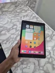 Apple iPad 9.7" 32GB Silver (6th Gen) - 3