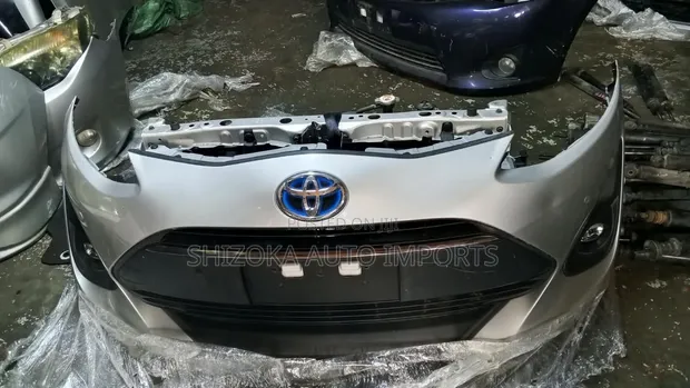 Toyota Aqua 2017 Nosecut - 1