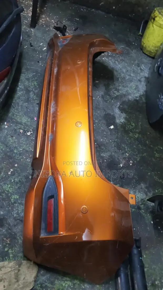 Bampa ya Nyuma ya Nissan Note E Power 2018 - 1