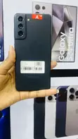 Samsung Galaxy S21 FE 128GB Nyeusi - 3