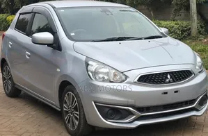 Mitsubishi Mirage 2019 Nyeupe