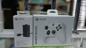 Xbox Series S/X Controller + Battery Pack - Brand New