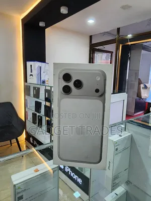 New Apple iPhone 17 Pro Max 1TB Silver