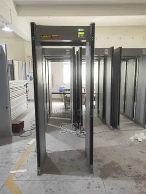 Garrett Walk-Through Metal Detector | Kisimbuzi cha Usalama