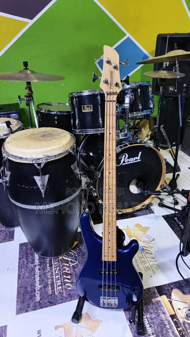 Fernandes 4-String Bass Guitar - 1