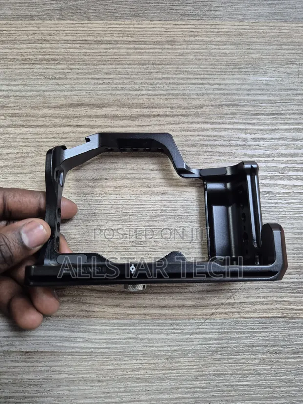 SmallRig Cage for Canon M50 Series - 1