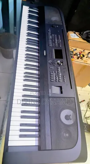 Yamaha DGX-670B Digital Piano