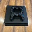 Playstation 4 Slim Used + 2 Pads + 1 Game - 2