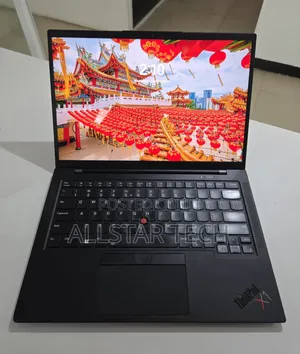 Lenovo ThinkPad X1 Carbon Gen 10 Laptop