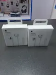 Apple iPhone Earpods (Lightning) - 2