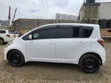 Toyota Ractis 1.3 FWD Hatchback 2010 White - 2