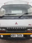 Mitsubishi FH Food Truck - 1