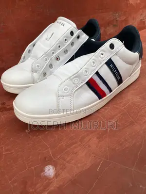 Tommy Hilfiger Quality Sneakers - Men's Size 8.5
