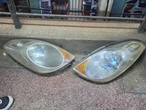 Nissan Note E11 Headlights (2005-2009)