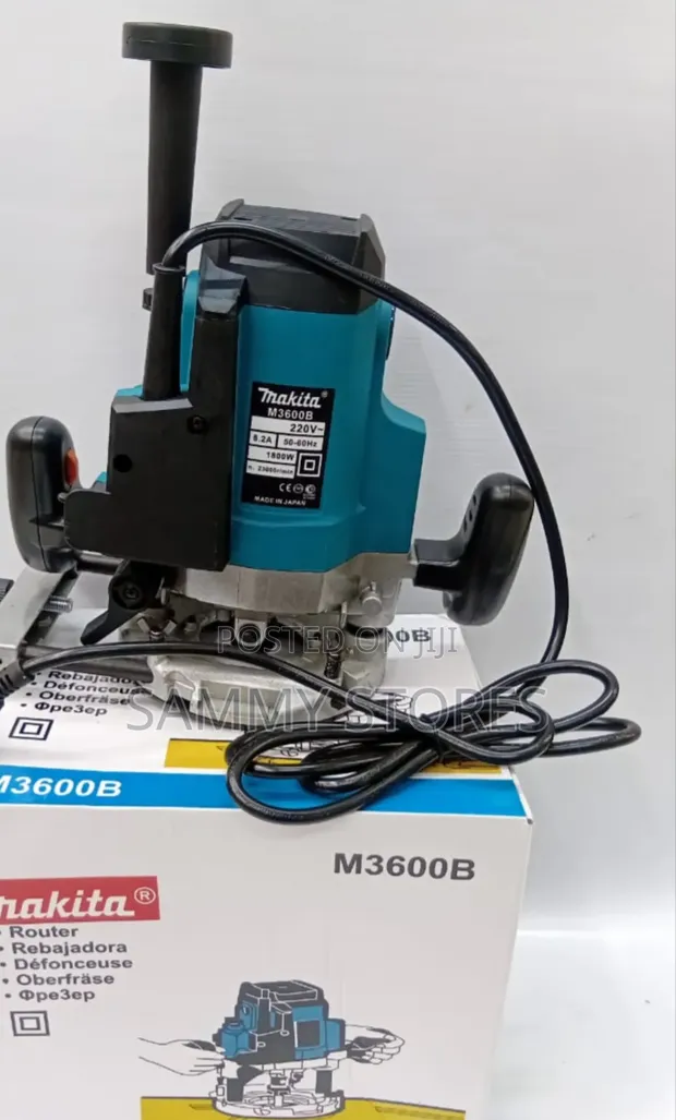 Makita Power Router - Precision Edge Trimming Tool - 1