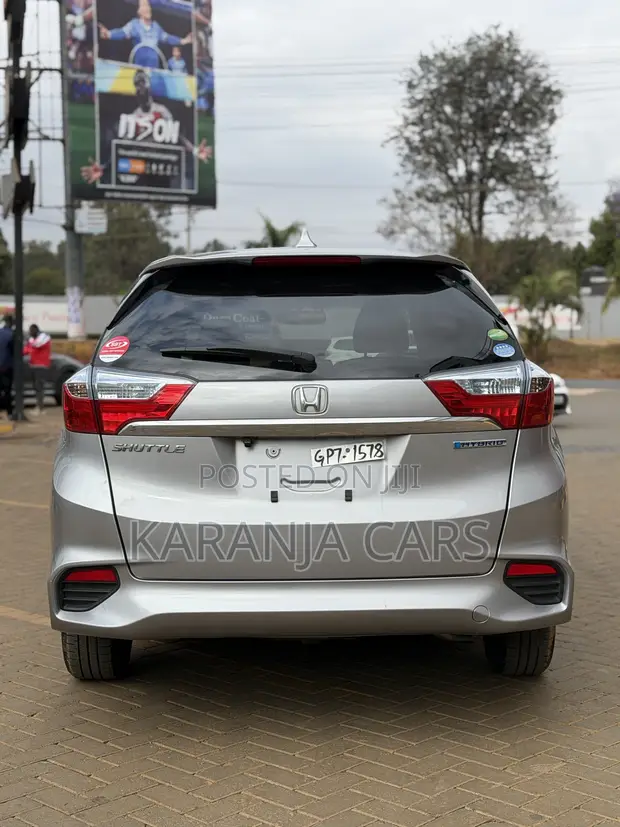 Honda Fit Shuttle 1.5 Hybrid 2WD 2019 - 1