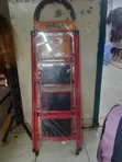 Velton Red 4-Step Aluminium Step Ladder - 1