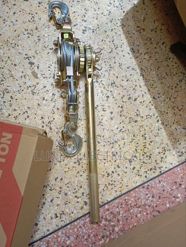 2 Tonne Ratchet Cable Puller - 1