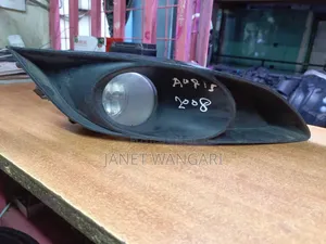 Toyota Auris Fog Lights and Covers (Old Model)