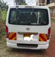 Toyota HiAce 2008 White - 4
