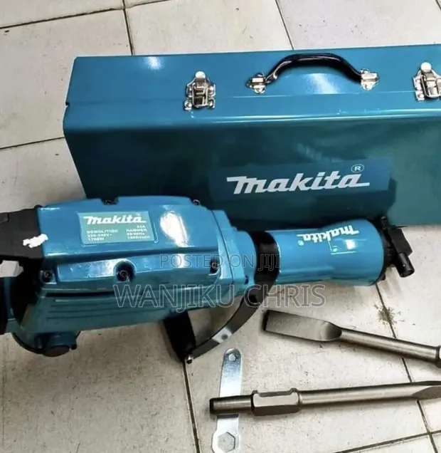 Makita Demolition Hammer 2600W - 1