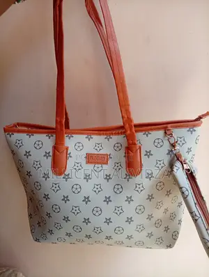 Ladies Handbags and Accessories - Bags 4 U